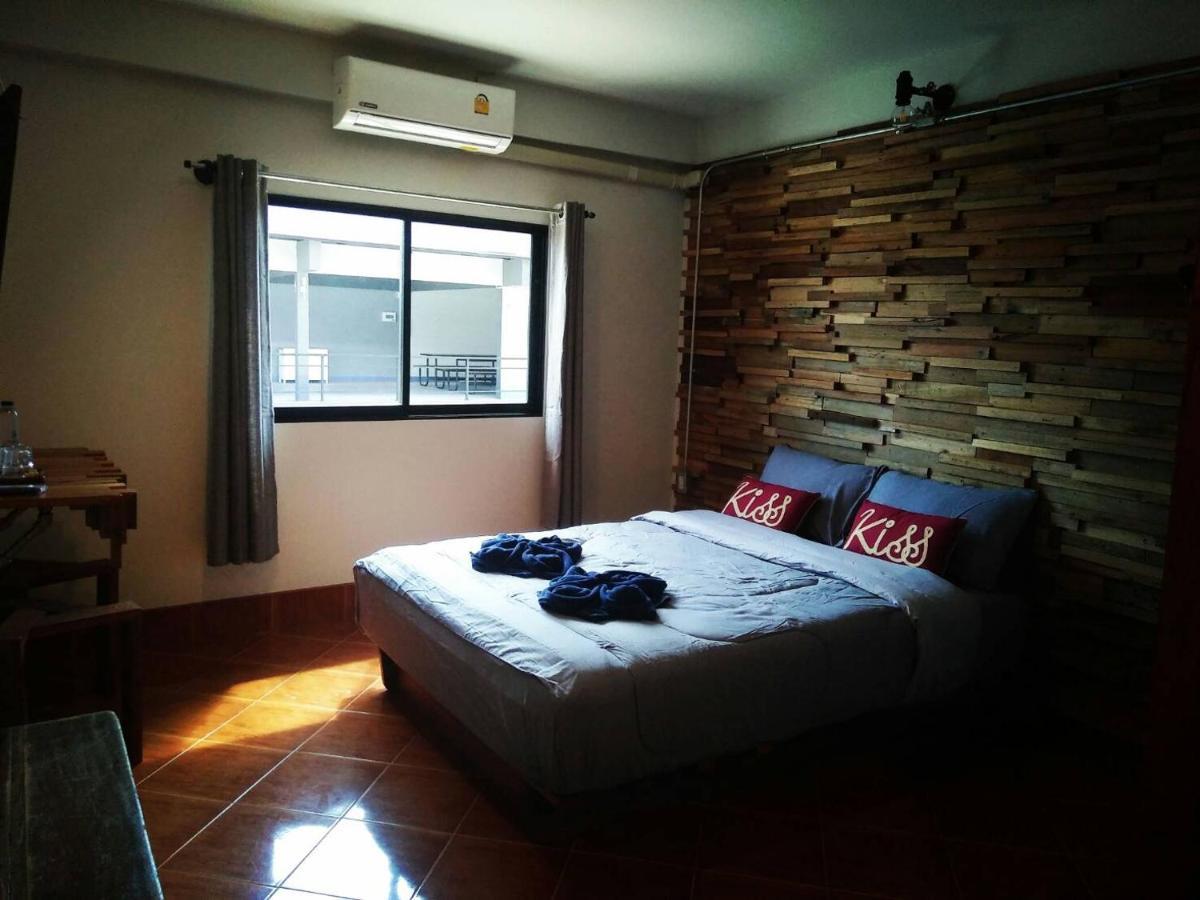 Pakarang Resort Сатун Экстерьер фото